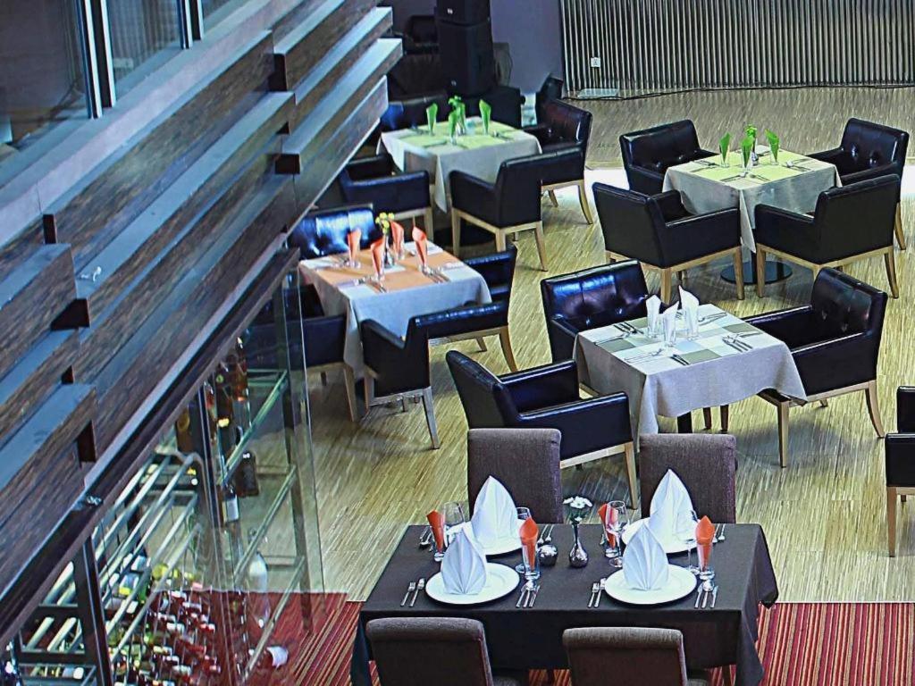 The Corporate Hotel And Convention Centre Ułan Bator Zewnętrze zdjęcie